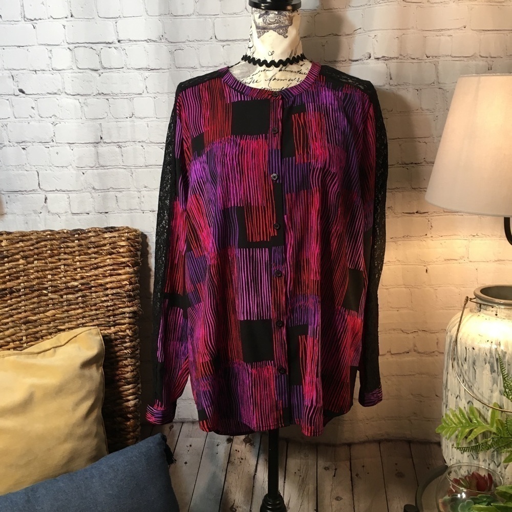 attention lace arm long sleeve blouse.